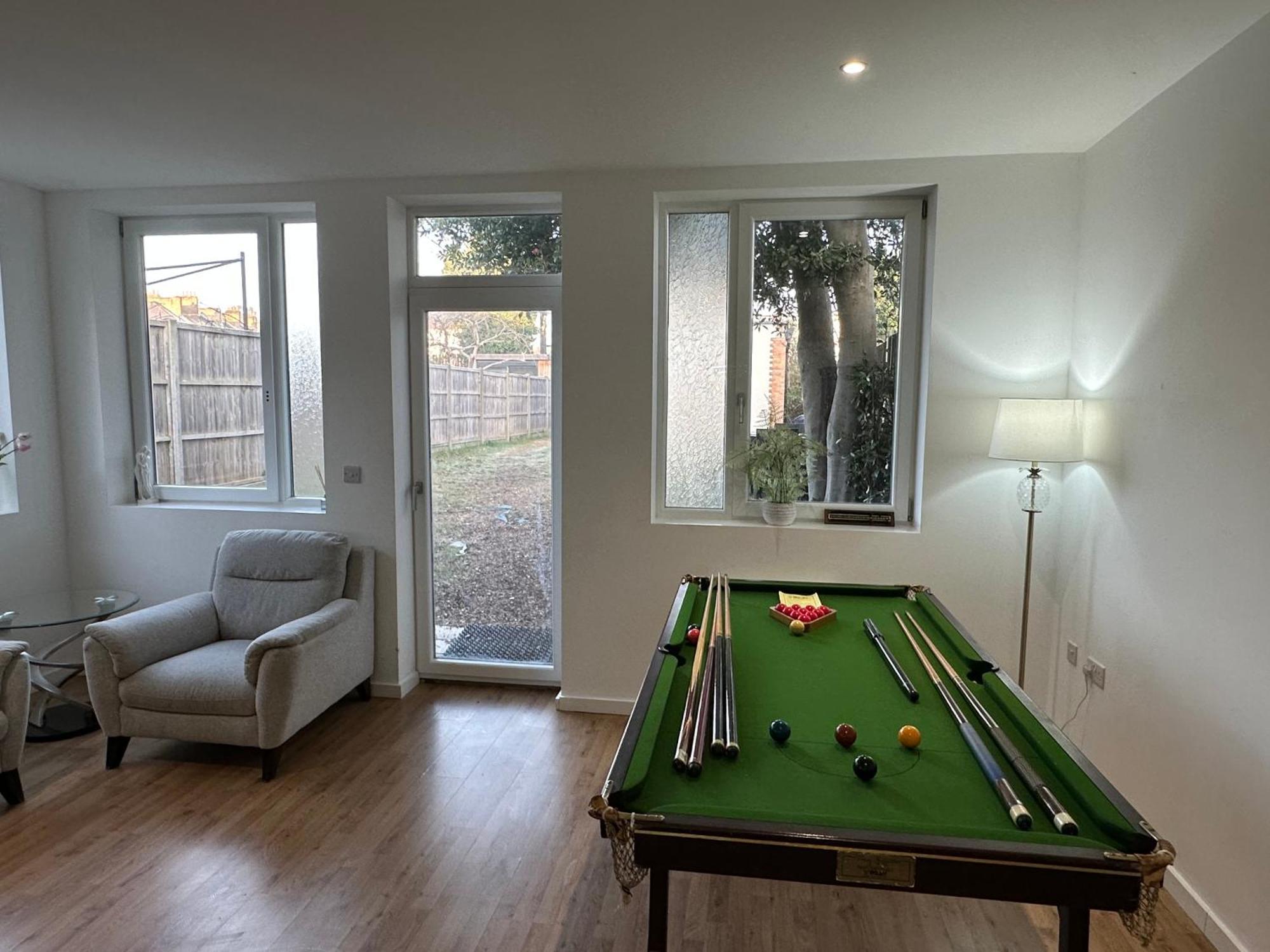 North London A Spacious 7 Bedroom House Accommodating Up To 18 People Complete With Own Gym And Table Tennis מראה חיצוני תמונה